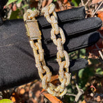 Load image into Gallery viewer, DUBSS - 20mm Premium Cuban Chain