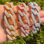 Load image into Gallery viewer, DUBSS - Iced Out Figaro Bracelet