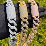 Load image into Gallery viewer, DUBSS - Iced Out Figaro Link Chain