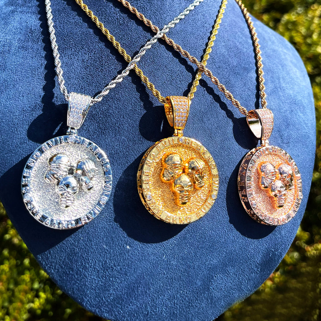 DUBSS - Iced Out Skull Circle Pendant