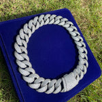 Load image into Gallery viewer, DUBSS -  Iced Out Cuban Special Clasp Chain
