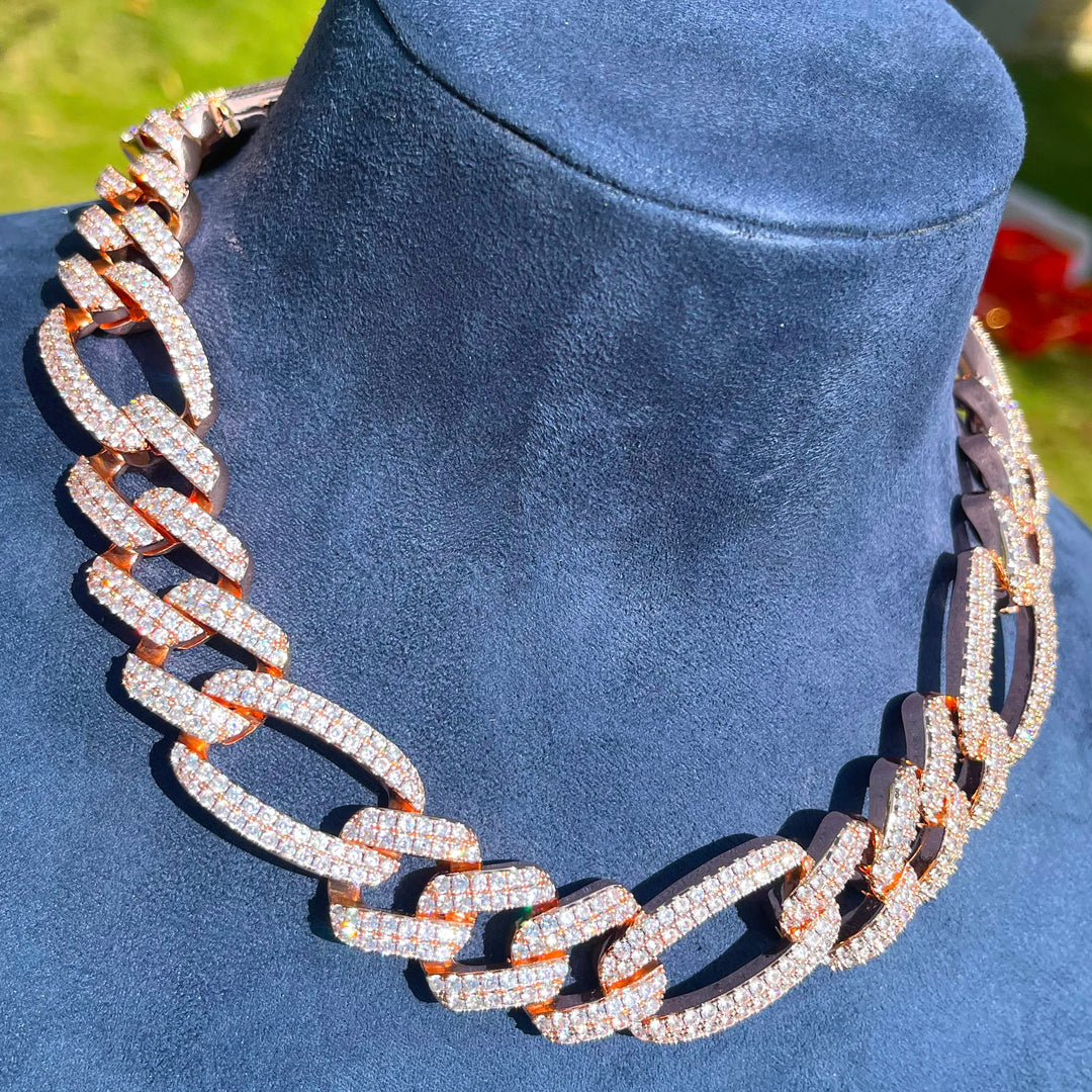 DUBSS - Iced Out Figaro Link Chain