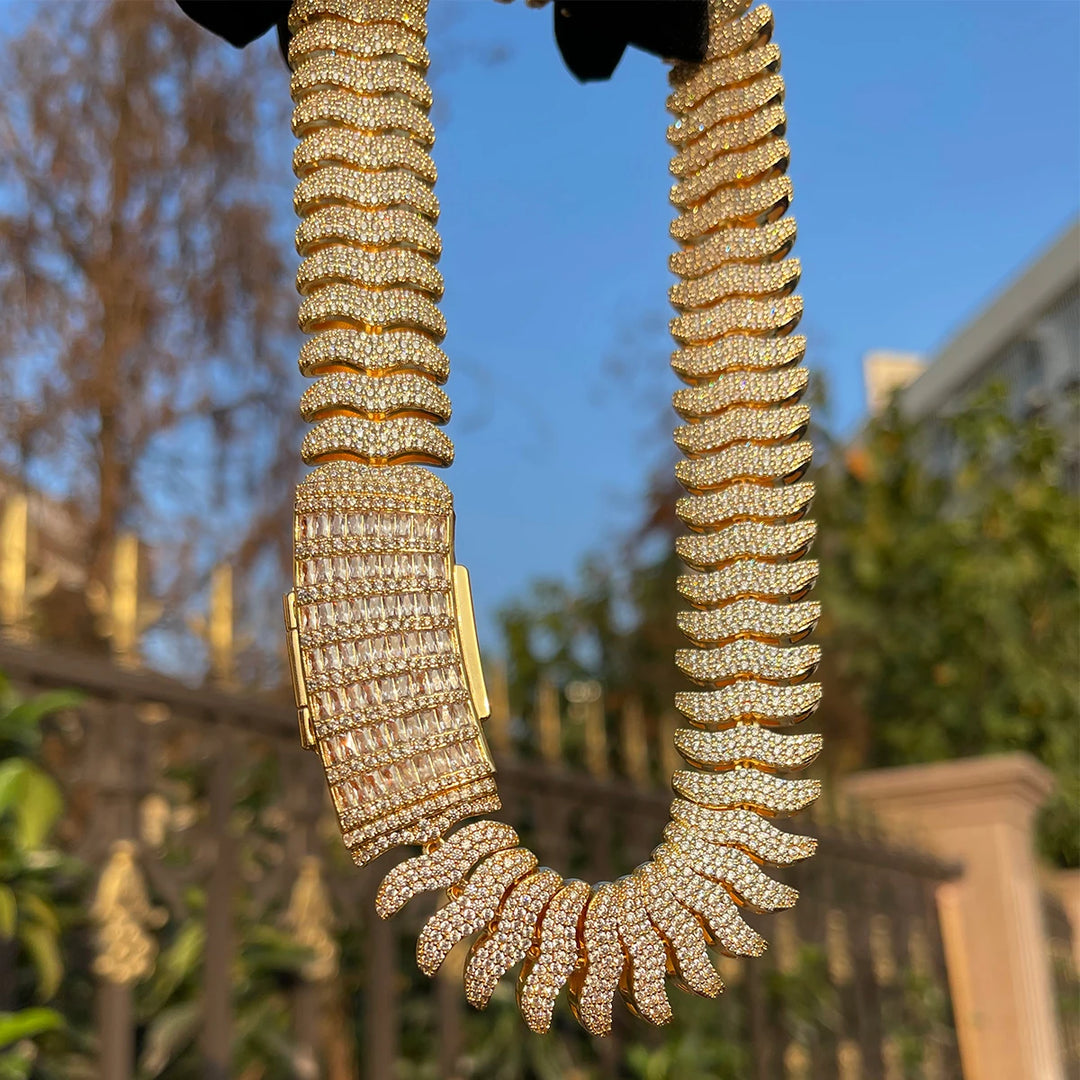 DUBSS - Iced Out Centipede Cuban Chain