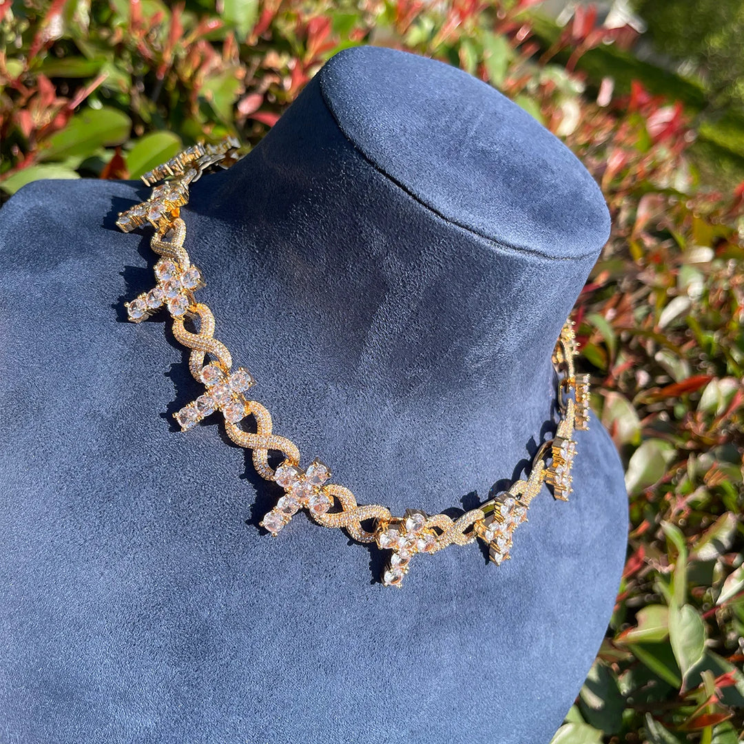 DUBSS - Iced Out Prong Infinity Chain
