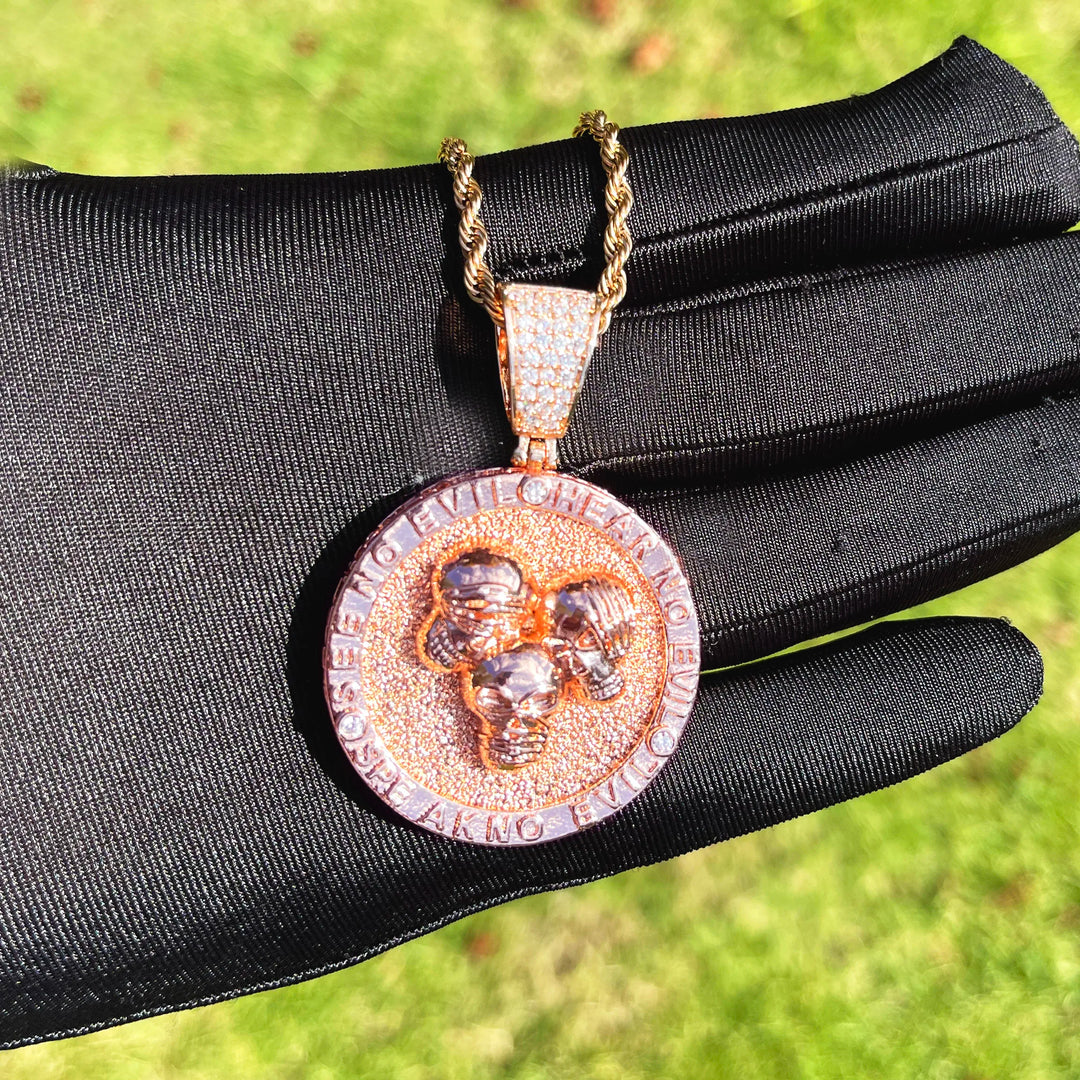 DUBSS - Iced Out Skull Circle Pendant