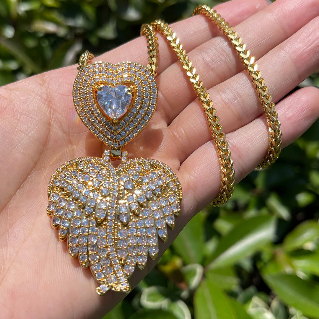 DUBSS - Iced Out Hearts Fly Pendant