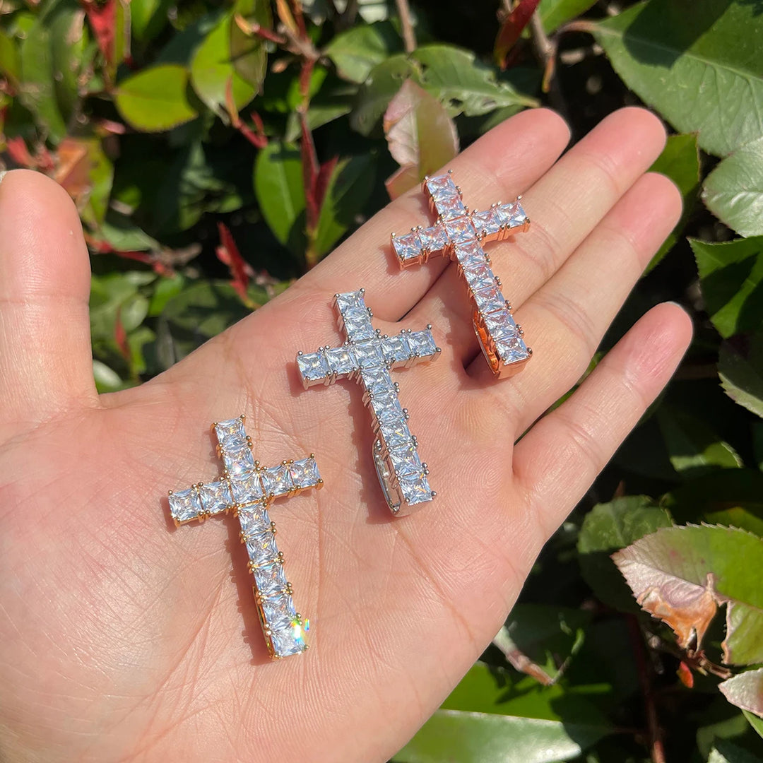 DUBSS - Iced Cross Pendant