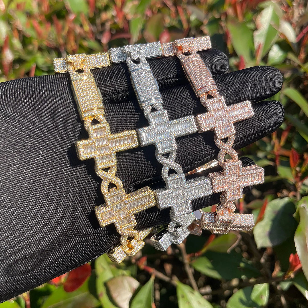 DUBSS - Baguette Cross Infinity Bracelet