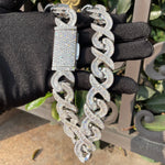 Load image into Gallery viewer, DUBSS - Iced Out 20MM Baguette Extent Chain
