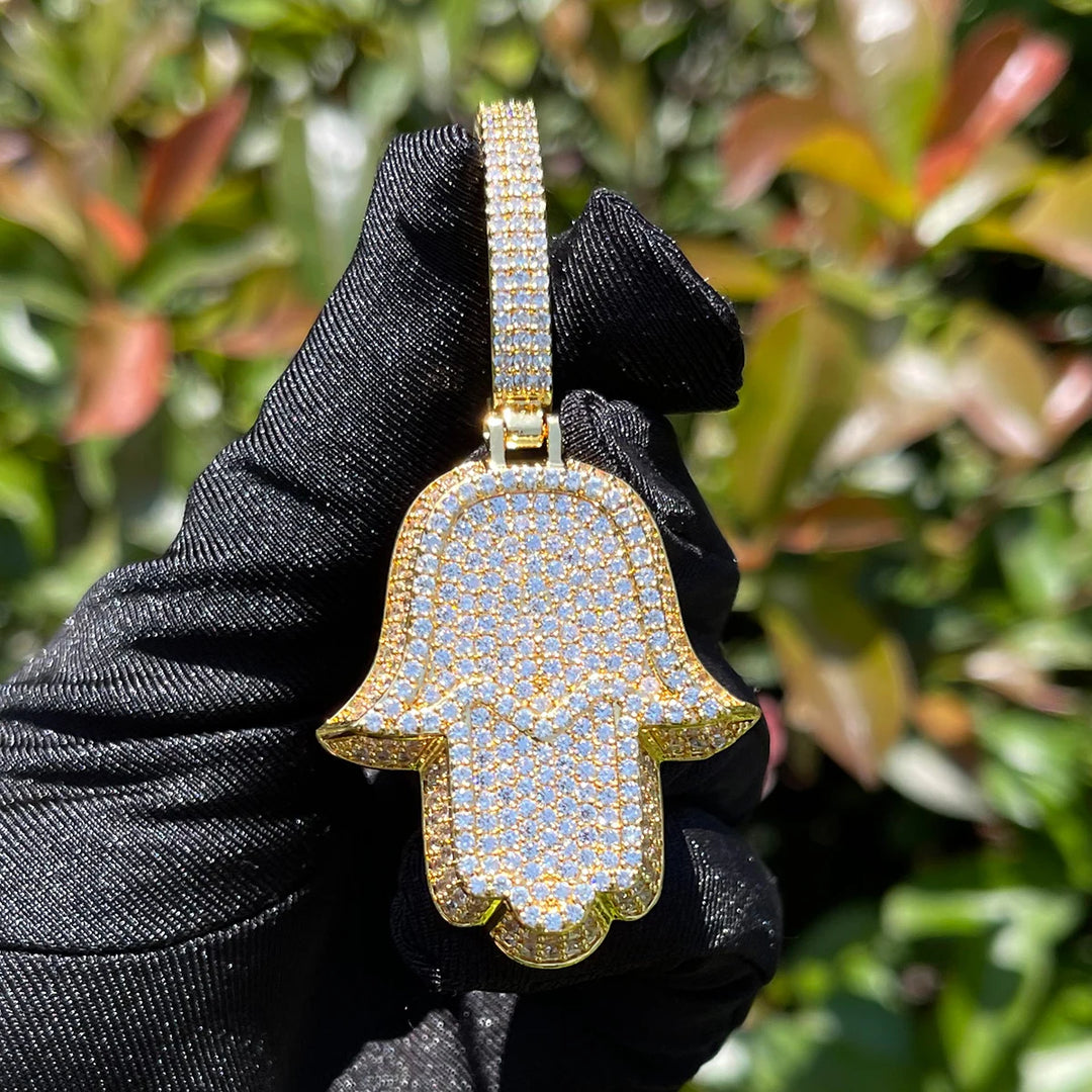 DUBSS - Iced Out Halma Pendant