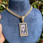 Load image into Gallery viewer, DUBSS - Custom Dogtag Photo Pendant
