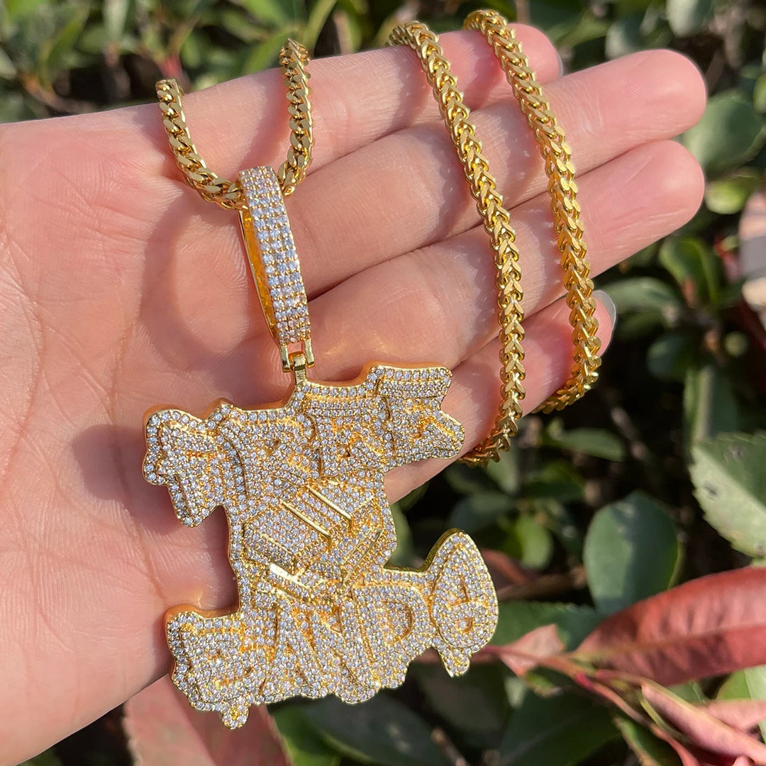 DUBSS - Iced Out Free Bands Pendant